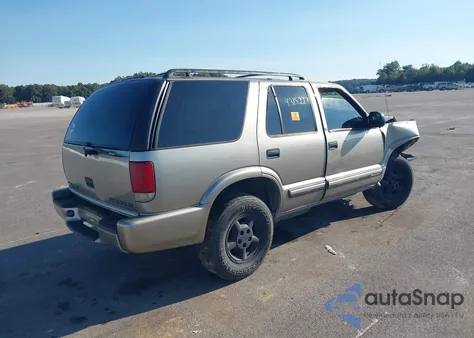 2000 Chevrolet Blazer Ls from USA, damaged, VIN 1GNDT13W3Y2134426